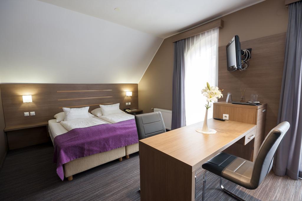 Gostilna In Motel Pri Lesniku Maribor Exterior foto