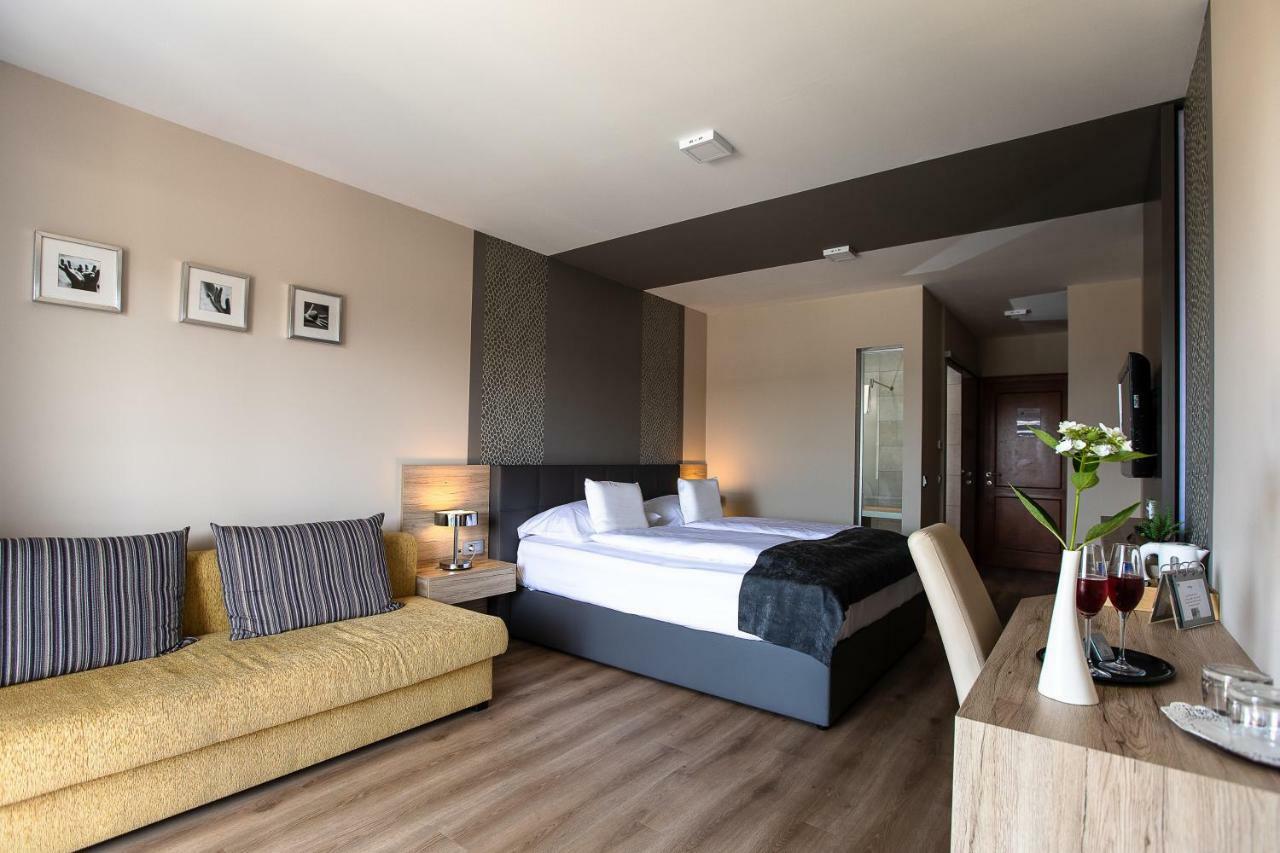 Gostilna In Motel Pri Lesniku Maribor Exterior foto